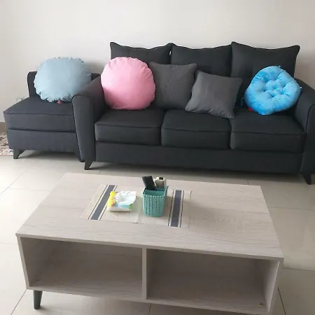 Kempas Indah @ The Secret Garden Homestay Johor Bahru Luaran gambar